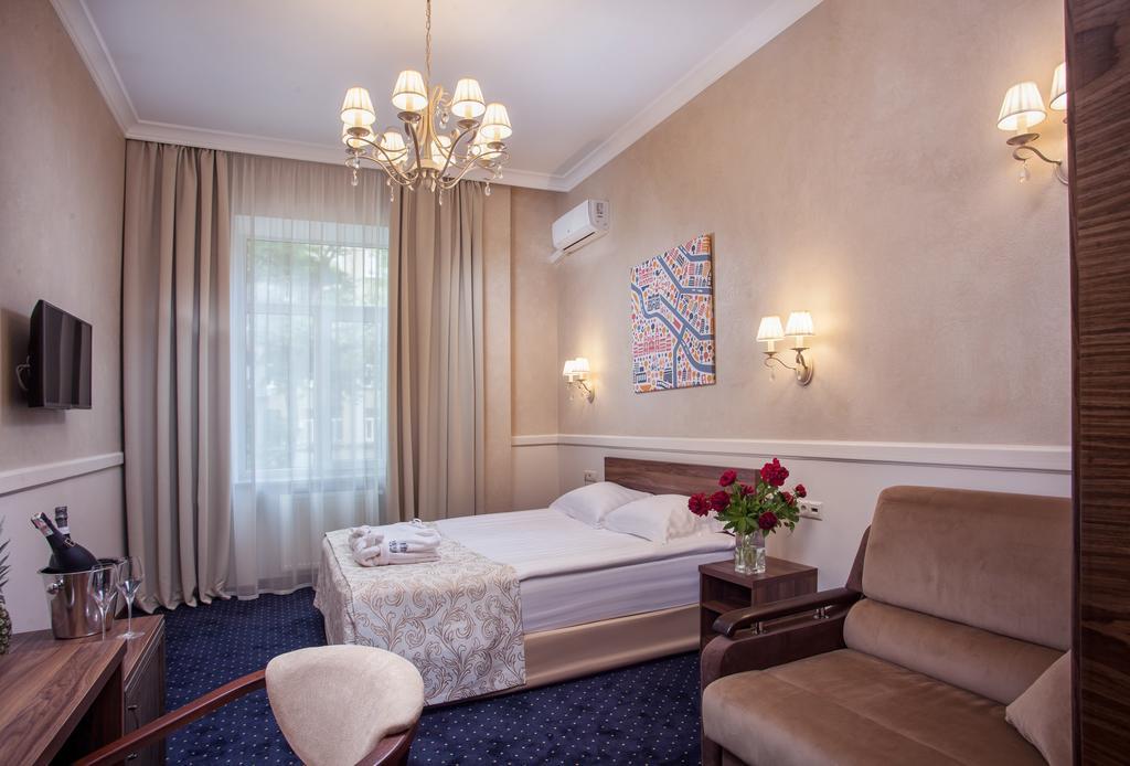 Amsterdam Hotel 敖德萨 外观 照片