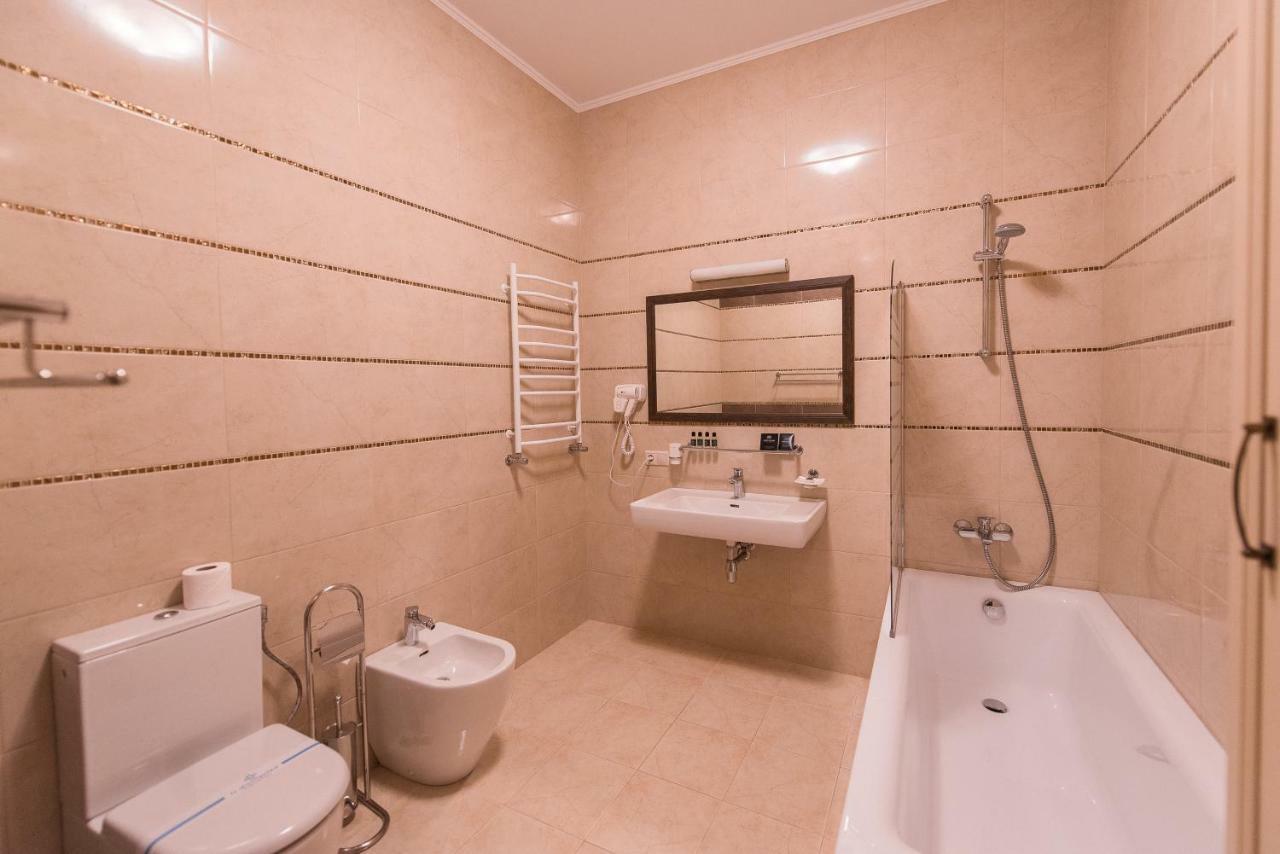 Amsterdam Hotel 敖德萨 外观 照片